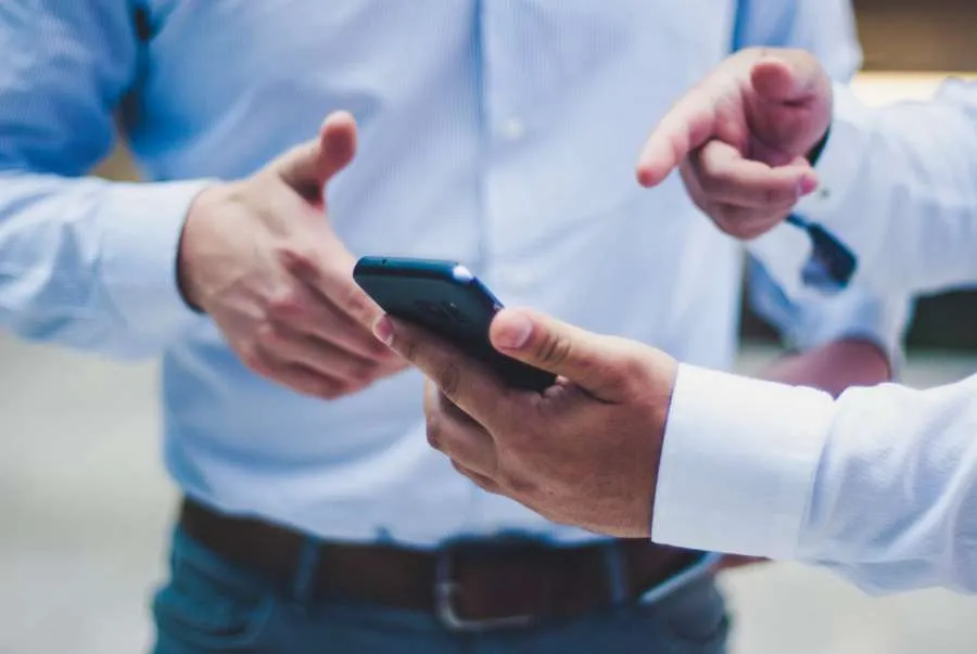 Fiche d'intervention sur mobile